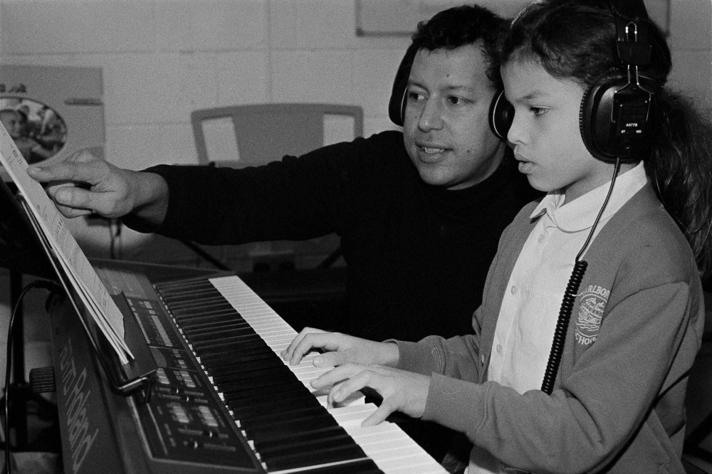 Lewisham Piano Lessons 020-8185-7368